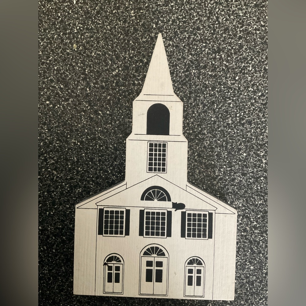 1988 Chepachet Union Church figurine by The Cat’s Meow